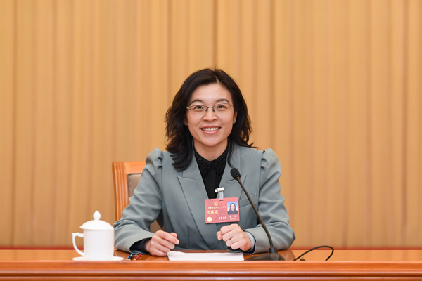 加强豆奶等大豆食品推广，优化青少年群体膳食结构